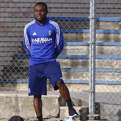 La hora de James Igbekeme