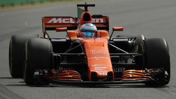 Fernando Alonso con el McLaren Honda en Australia.