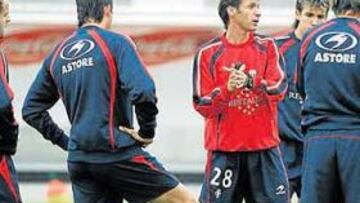 <b>REVOLUCIÓN. </b>Ziganda prepara una revolución para jugar mañana la Copa UEFA.