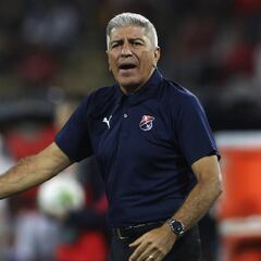 Últimos nueve DT's extranjeros que no brillaron en el FPC