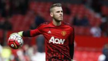 David de Gea en el calentamiento previo al partido entre Manchester United y el Aston Villa