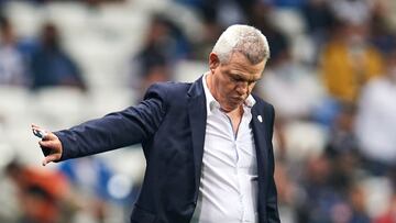 Rayados hizo oficial la salida de Javier Aguirre