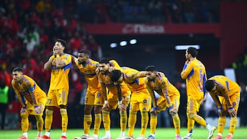 Fernando Gorriaran, Jonathan Herrera, Joaquim Pereira, Juan Sanchez Purata, Nicolas Ibanez, Javier Aquino, Juan Pablo Vigon, Jesus Garza, Angel Correa, Uriel Antuna of Tigres during the final second leg match between Tigres UANL and Toluca, as part of the Liga BBVA MX, Torneo Apertura 2025 at Nemesio Diez Stadium, on December 14, 2025 in Toluca, Estado de Mexico, Mexico.