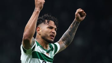 Soccer Football - UEFA Champions League - Sporting CP v Paris St Germain - Estadio Jose Alvalade, Lisbon, Portugal - January 20, 2026 Sporting CP's Luis Suarez celebrates scoring their first goal REUTERS/Pedro Nunes