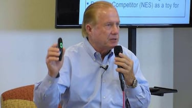 Tom Kalinske, expresidente de SEGA America, hospitalizado