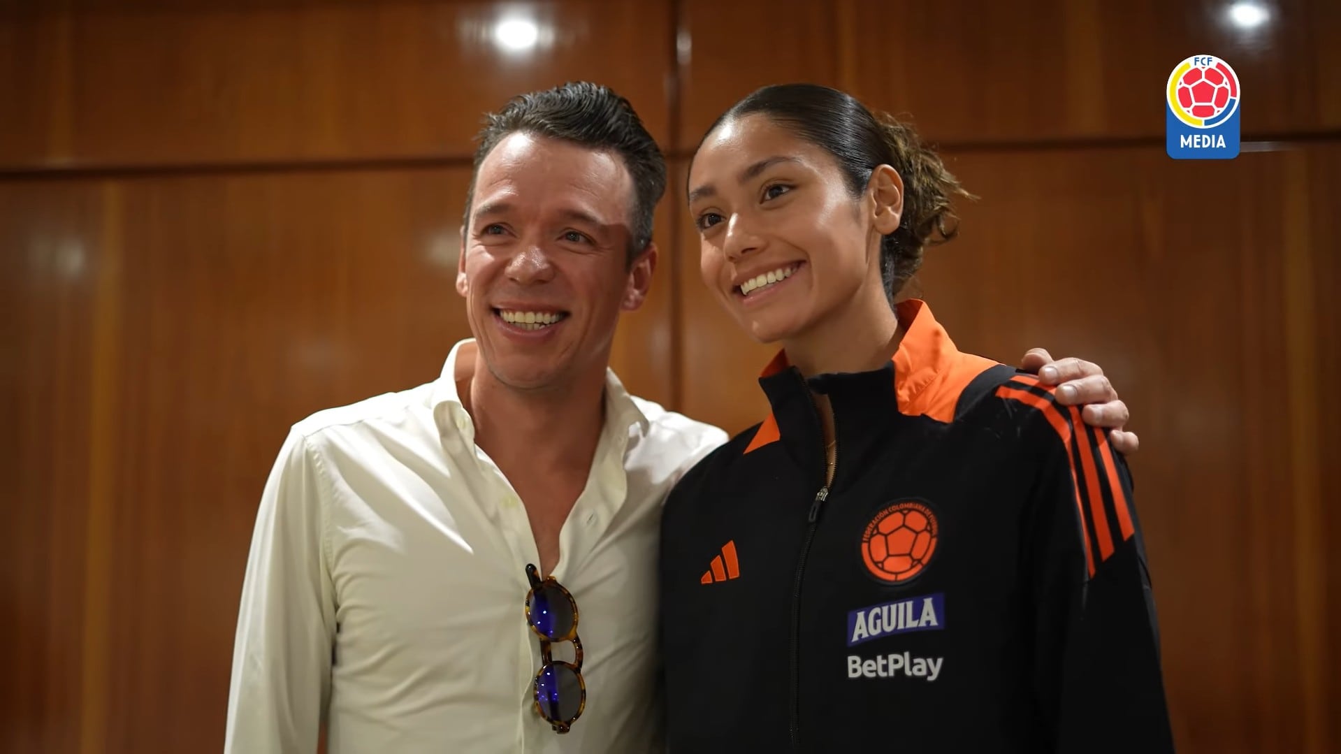 Selección Colombia Femenina disfruta de las ocurrencias de Rigo