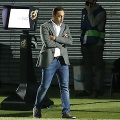 Fran Fernández: "Hay que salir de abajo como sea y cuanto antes"