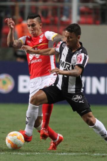 Santa Fe juega con la necesidad de Mineiro, quien da pelea en el Grupo 1 de la Copa Libertadores 
