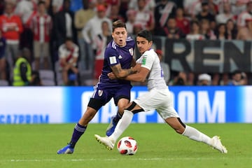 Rafael Santos Borré fue titular con River Plate frente al Al Ain, mientras que Juan Fernando Quintero ingresó al minuto 10 del segundo tiempo.