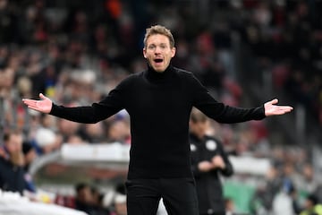 El baile de nombres para el banquillo del Barcelona, nos deja a Julian Nagelsmann como otro de los candidatos. El actual  entrenador de la selección Alemania tiene contrato hasta el 31 de julio de 2024.