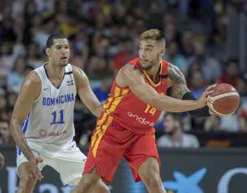 Tiene muchos puntos en los bolsillos. Continúa bien tras pick and roll, tiene buenos movimientos en el poste y mucha fuerza. También envergadura. Puede ser todavía mejor jugador de lo que es porque lo tiene casi todo. A mejorar, concentración en el rebote