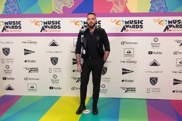 F¨¦lix Castillo en la alfombra roja de LOS40 Music Awards Santander.