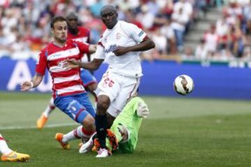 El remate de M'bia que supuso el 1-1.