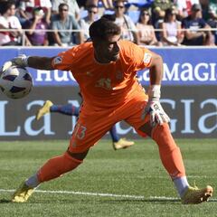Primer movimiento de entrada en el Mirandés: llega Zubiaurre