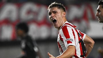 Estudiantes de La Plata's forward Benjamin Rollheiser celebrates after scoring during the Copa Sudamericana group stage second leg football match between Argentina's Estudiantes de La Plata and Brazil's Red Bull Bragantino at the Jorge Luis Hirschi stadium in La Plata, Argentina, on June 7, 2023. (Photo by Luis ROBAYO / AFP)