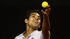 Tenis, Chile Dove MenCare Open
 ATP 250 de Santiago.
 El tenista  Christian Gar&iacute;n de Chile regresa la bola a  Thiago Seyboth Wild de Brasil durante el ATP 250 Chile Dove MenCare Open Santiago, Chile.
 28/02/2020
 Felipe Zanca/Photosport