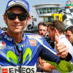 Rossi regresa al escenario del primero de sus 215 podios