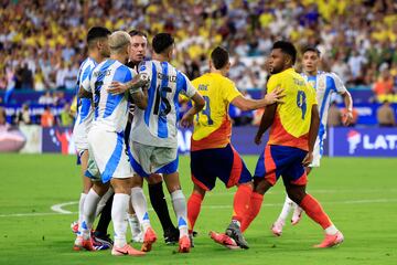 La Selección Colombia cayó 1-0 ante Argentina en el Hard Rock Stadium en partido válido por la final de la Copa América 2024.
