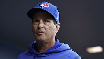 SEATTLE, WASHINGTON - JULY 07: Manager Charlie Montoyo #25 of the Toronto Blue Jays looks on before the game against the Seattle Mariners at T-Mobile Park on July 07, 2022 in Seattle, Washington.   Steph Chambers/Getty Images/AFP
== FOR NEWSPAPERS, INTERNET, TELCOS & TELEVISION USE ONLY ==