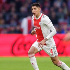 Edson Álvarez juega todo el partido en empate del Ajax