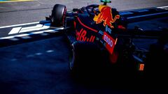 Red Bull devolvi&oacute; a Honda al podio.
