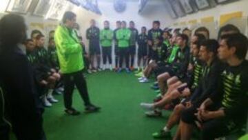 Tena se presenta como nuevo técnico del cuadro Esmeralda.