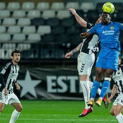 Mula y Nteka hunden al Castellón