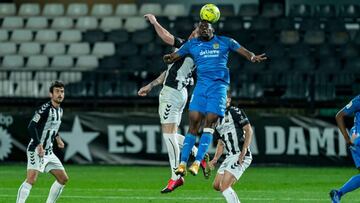 Mula y Nteka hunden al Castellón