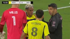 La agresión sin balón de Luis Suárez: una coz a las partes del rival que le va a costar caro