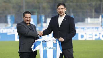 Fran Alonso, junto al director deportivo Kevin Cabado.