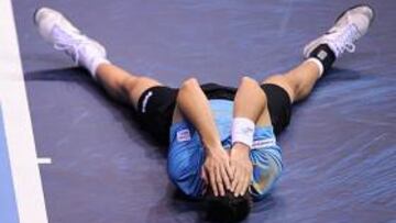 <b>¿EL TERCER HOMBRE? </b>Granollers sufre y festeja sobre la moqueta azul valenciana. El éxito ante Mónaco podría convertir al quinto jugador de Davis en... ¿el tercer hombre?