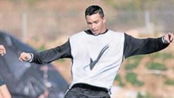 <b>CON EL NÀSTIC. </b>Rubén Castro, en un entrenamiento de la pasada temporada en Tarragona.