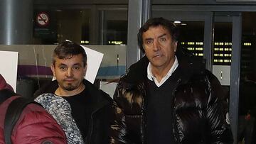 Alesanco y Vicente en el aeropuerto. 