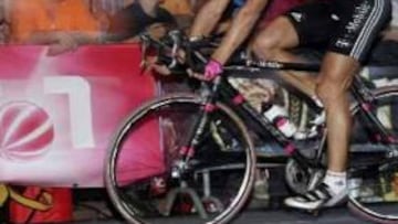 <b>INSUFICIENTE. </B> El alemán ganó en su especialidad, pero las diferencias no han sido suficientes para recuperar la desventaja con el estadounidense.