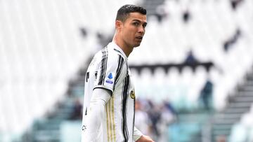 Soccer Football - Serie A - Juventus v Genoa - Allianz Stadium, Turin, Italy - April 11, 2021 Juventus' Cristiano Ronaldo reacts REUTERS/Massimo Pinca