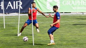 Reinildo y Koke, en la sesión de entrenamiento del Atlético.