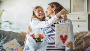 Este domingo, 14 de mayo, se celebra el  Día de la Madre en Estados Unidos. Te compartimos las mejores frases y pensamientos para felicitar a mamá.