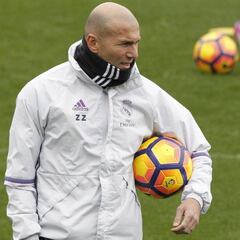 Las dudas de Zidane para el partido contra el Nápoles