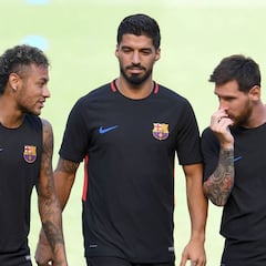 Messi, Suárez y Piqué, claves para convencer a Neymar