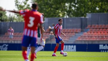 Giménez, durante el partido con el Atleti B.