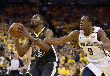 Kevin Durant y Rajon Rondo.