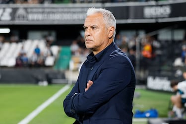 El Málaga de Funes coge vuelo a golpe de montaña rusa