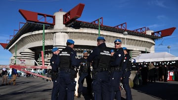 Escándalo de las escorts: más de 70 jugadores en las escuchas