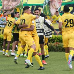 Bucaramanga, imparable: Golea a Jaguares y es líder invicto