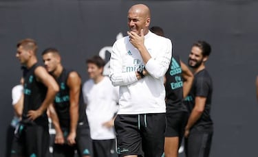 Marc Bartra: "We'll take on Real Madrid man-for-man"