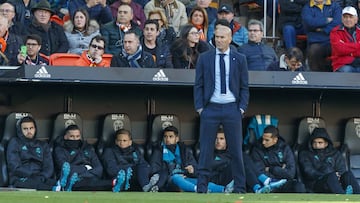 Zidane, durante el Valencia - Real Madrid.