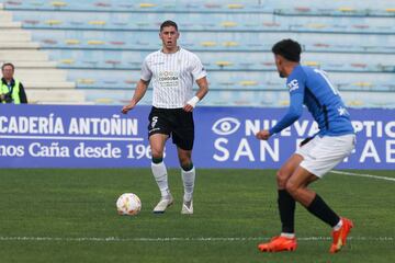 More, en un partido con el Córdoba. 