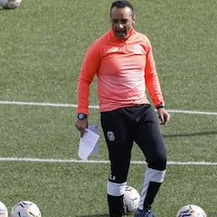 El Fuenlabrada cierra el stage de Oliva "por el buen camino"