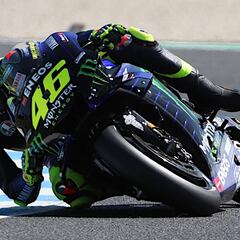 Rossi: "Iré a Petronas si soy competitivo; puedo disfrutar de la vida también sin MotoGP"