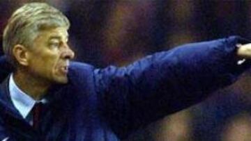<b>ADVERTENCIA.</B> La FA ha advertido al entrenador del Arsenal sobre su comportamiento en el futuro.